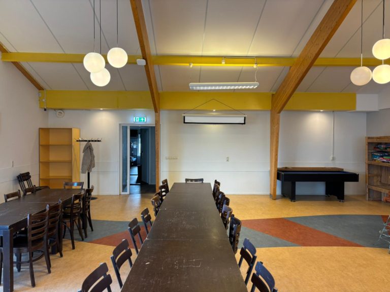 der Gemeinschaftsraum der Kabine